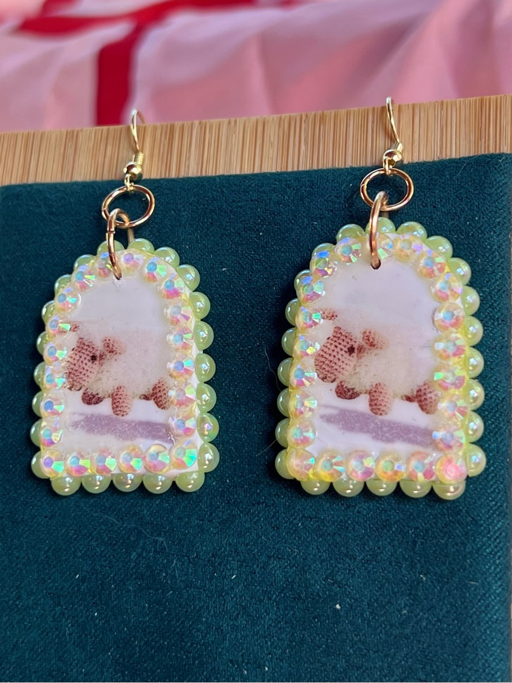 Green Pearl Beaded Pet-Themed Dangle Earrings - Cute Lamb Design